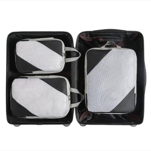 �÷��� ���Ǽ��� ����� �����Ŀ�ġ 3�� ��Ʈ ĳ����������