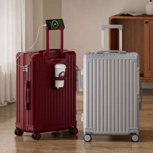 ������ ����� �⳻�� ȭ���� ���Ϲ� �ٱ�� ĳ����