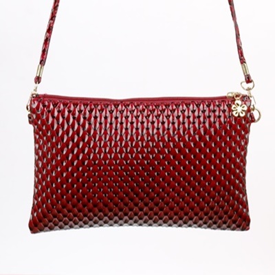  Ŭ��ġ�� ���� ����� �Ŀ�ġ ���� ��ǰ ����